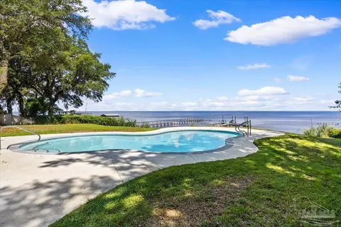 4736 Hickory Shores Blvd, Gulf Breeze, FL 32563