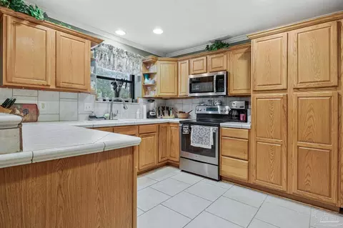4699 Easter St, Pace, FL 32571 photo 8