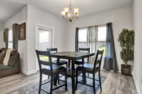Dining - 1641 Slate Dr, Cantonment, FL 32533 photo 1 of 4