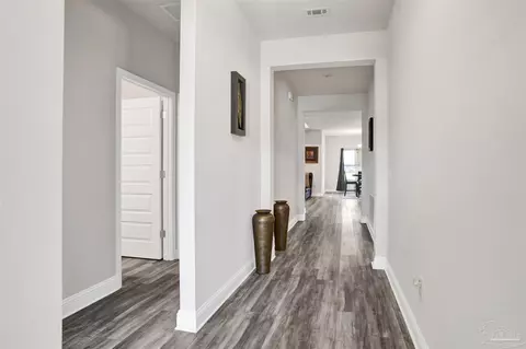 Entry Way - 1641 Slate Dr, Cantonment, FL 32533 photo 4 of 4