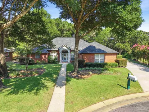 9730 Limpkin Ln, Pensacola, FL 32507