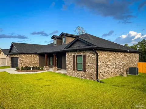 Exterior - 5003 Timber Ridge Dr, Pace, FL 32571 photo 4 of 10