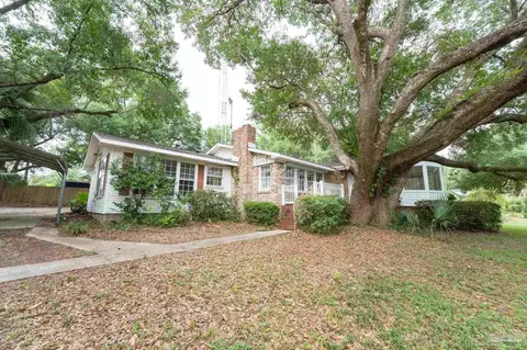 2570 Bayou Blvd, Pensacola, FL 32503