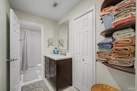 Bath - 1200 Hidden Terrace Dr, Cantonment, FL 32533 photo 3 of 4