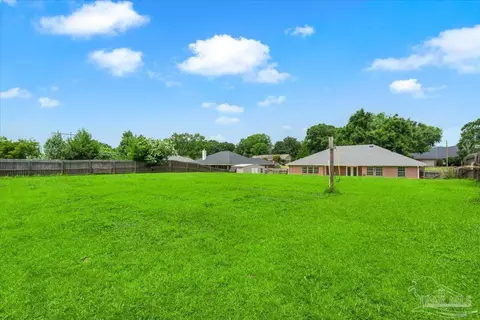 Exterior - 3310 Indian Hills Dr, Pace, FL 32571 photo 4 of 7