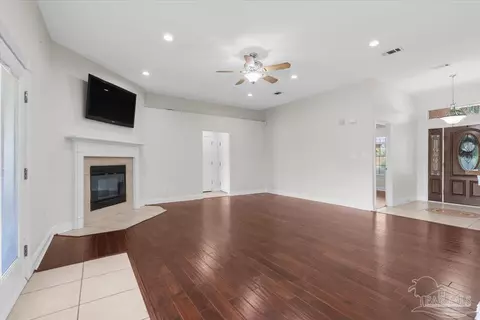 Living - 3310 Indian Hills Dr, Pace, FL 32571 photo 6 of 8