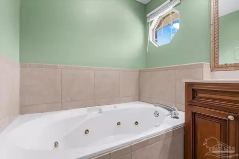 Bath - 3310 Indian Hills Dr, Pace, FL 32571 photo 2 of 5