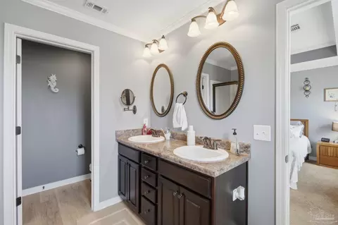 Bath - 5764 Shady Glen Ct, Pace, FL 32571 photo 1 of 3