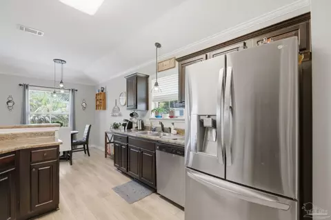 Kitchen - 5764 Shady Glen Ct, Pace, FL 32571 photo 4 of 4