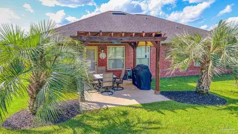 Exterior - 5764 Shady Glen Ct, Pace, FL 32571 photo 11 of 12