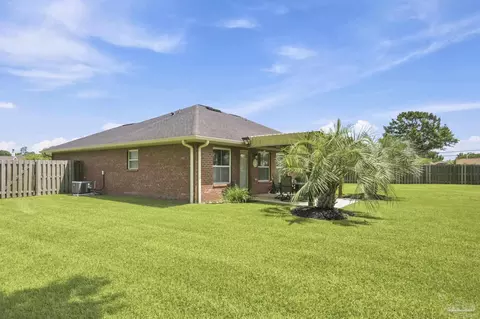 Exterior - 5764 Shady Glen Ct, Pace, FL 32571 photo 7 of 12