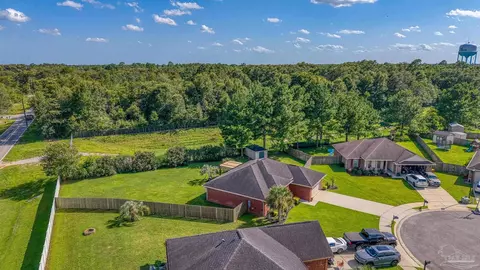 View/Area - 5764 Shady Glen Ct, Pace, FL 32571 photo 2 of 7