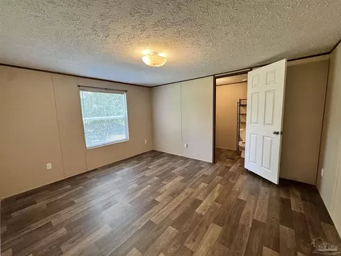 5049 Bent Tree Rd, Milton, FL 32583 photo 7
