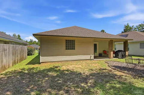 Exterior - 5183 Teresa Dr, Milton, FL 32583 photo 2 of 12