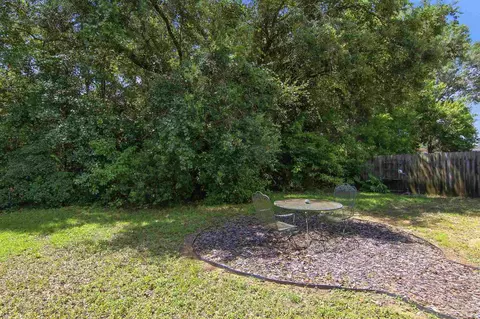 Exterior - 5183 Teresa Dr, Milton, FL 32583 photo 5 of 12
