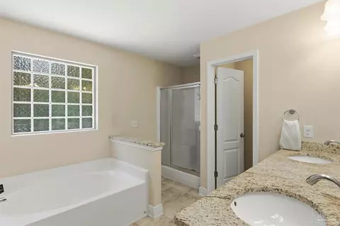 Bath - 5183 Teresa Dr, Milton, FL 32583 photo 3 of 5