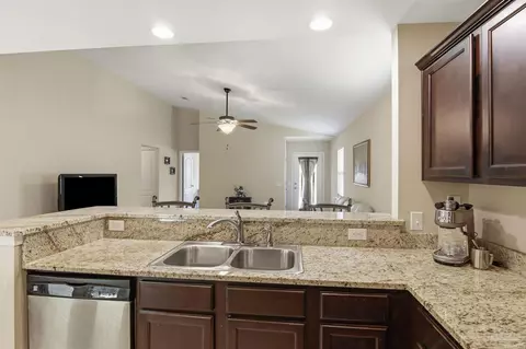 Kitchen - 5183 Teresa Dr, Milton, FL 32583 photo 3 of 4