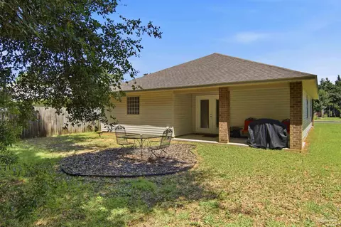 Exterior - 5183 Teresa Dr, Milton, FL 32583 photo 6 of 12