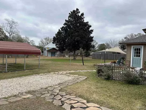Exterior - 1238 Tate Rd, Cantonment, FL 32533 photo 5 of 5