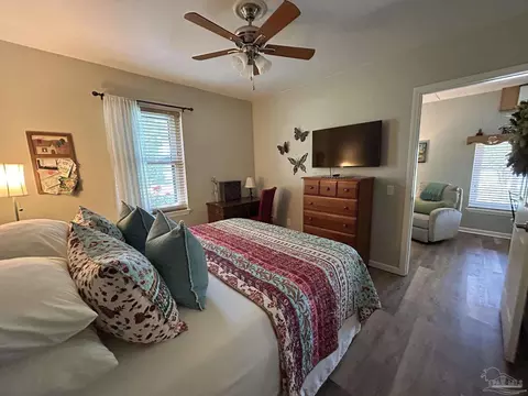 Bedroom - 1238 Tate Rd, Cantonment, FL 32533 photo 5 of 6
