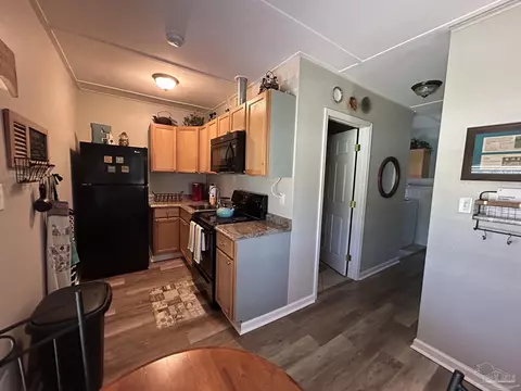 Kitchen - 1238 Tate Rd #-, Cantonment, FL 32533 photo 5 of 6