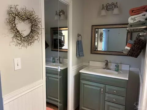 Bath - 1238 Tate Rd, Cantonment, FL 32533 photo 3 of 7