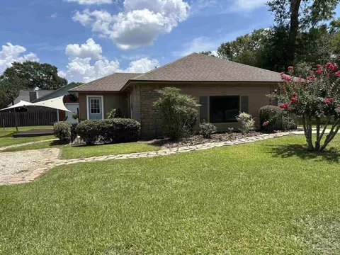 Exterior - 1238 Tate Rd #-, Cantonment, FL 32533 photo 6 of 10