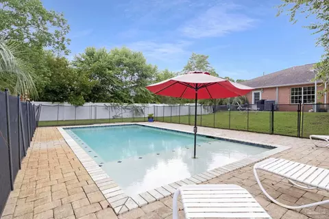 Exterior - 5662 Als Way, Milton, FL 32583 photo 12 of 15