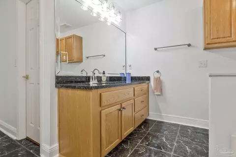 Bath - 5662 Als Way, Milton, FL 32583 photo 2 of 13