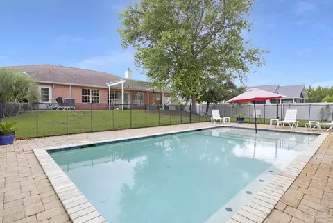 Exterior - 5662 Als Way, Milton, FL 32583 photo 13 of 15