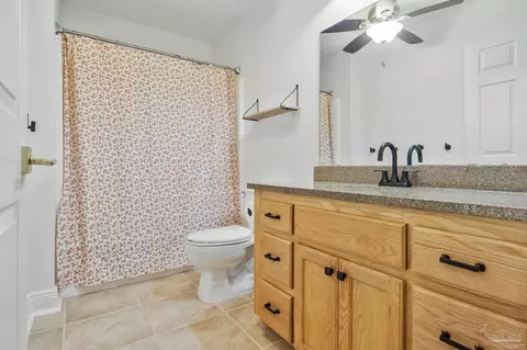 Bath - 5662 Als Way, Milton, FL 32583 photo 6 of 13