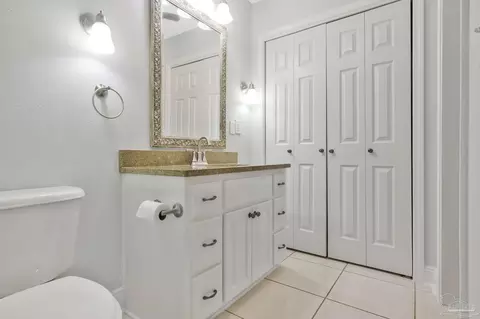 Bath - 5662 Als Way, Milton, FL 32583 photo 12 of 13