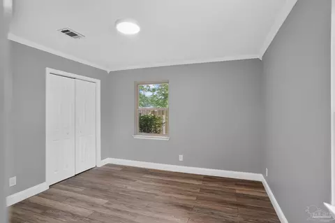 Bedroom - 4681 Pine Ln, Pace, FL 32571 photo 6 of 9