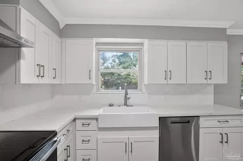 Kitchen - 4681 Pine Ln, Pace, FL 32571 photo 1 of 3