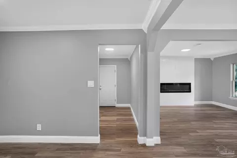 Entry Way - 4681 Pine Ln, Pace, FL 32571 photo 1 of 7