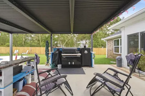 Exterior - 6552 Martin Rd, Milton, FL 32570 photo 8 of 11