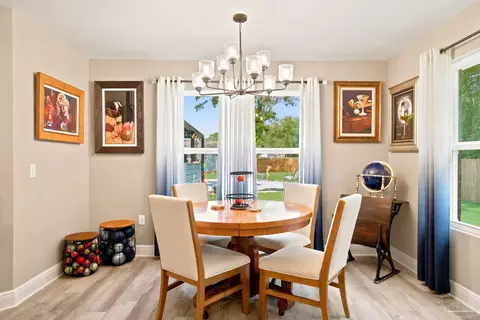 Dining - 6552 Martin Rd, Milton, FL 32570 photo 1 of 2