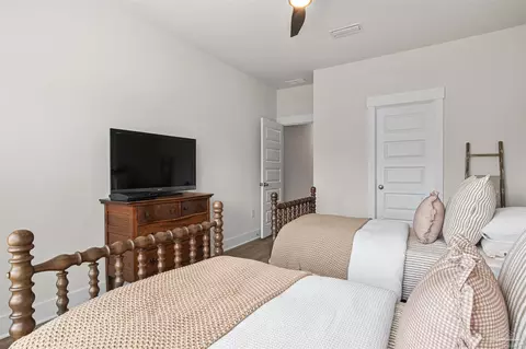 Bedroom - 5970 Cherry Hill Cir, Pace, FL 32571 photo 5 of 11