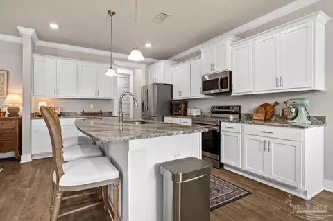Kitchen - 5970 Cherry Hill Cir, Pace, FL 32571 photo 6 of 7
