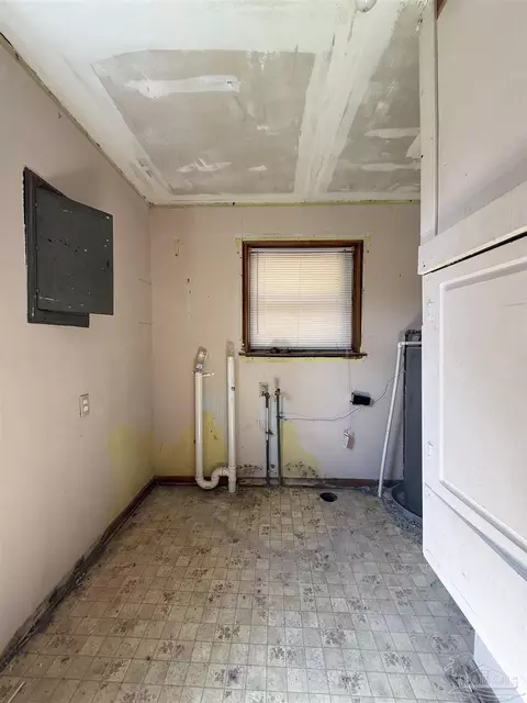 Other - 4663 Chumuckla Hwy, Pace, FL 32571 photo 4 of 10