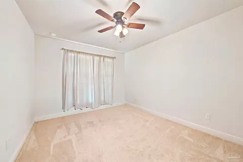 Bedroom - 6009 Parsonage Cir, Milton, FL 32570 photo 6 of 6