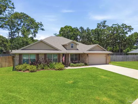 Exterior - 6009 Parsonage Cir, Milton, FL 32570 photo 4 of 9