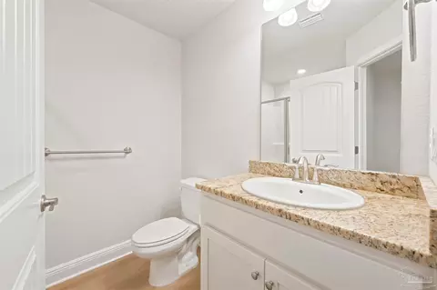 Bath - 6009 Parsonage Cir, Milton, FL 32570 photo 3 of 3