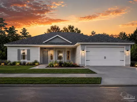 8710 S Lynn Rd, Milton, FL 32583