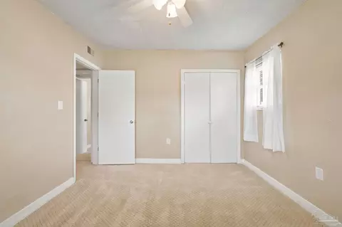 Bedroom - 6517 Robin Ave, Milton, FL 32570 photo 1 of 4