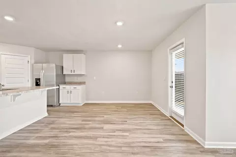 Living - 4381 Tiger Oak Ct, Pace, FL 32571 photo 1 of 4
