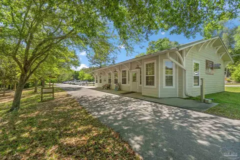 Exterior - 4381 Tiger Oak Ct, Pace, FL 32571 photo 7 of 7