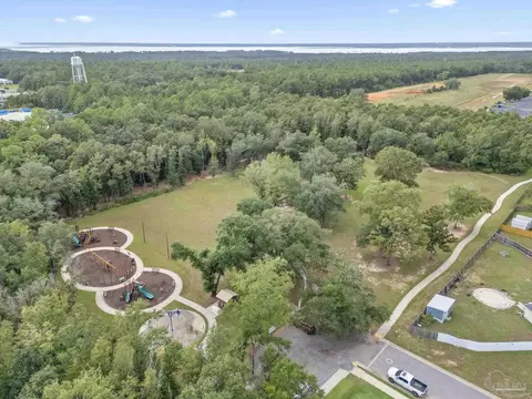 View/Area - 4381 Tiger Oak Ct, Pace, FL 32571 photo 2 of 7