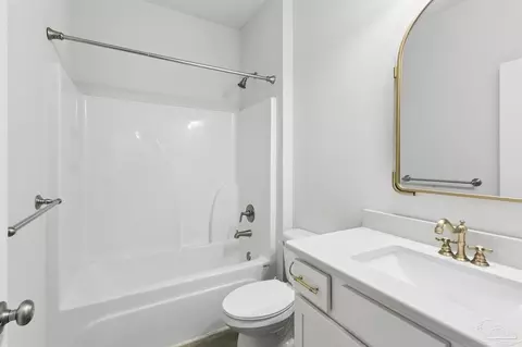 Bath - 5561 Caden Ct, Pace, FL 32571 photo 4 of 4
