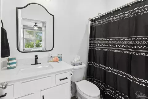 Bath - 5561 Caden Ct, Pace, FL 32571 photo 3 of 4